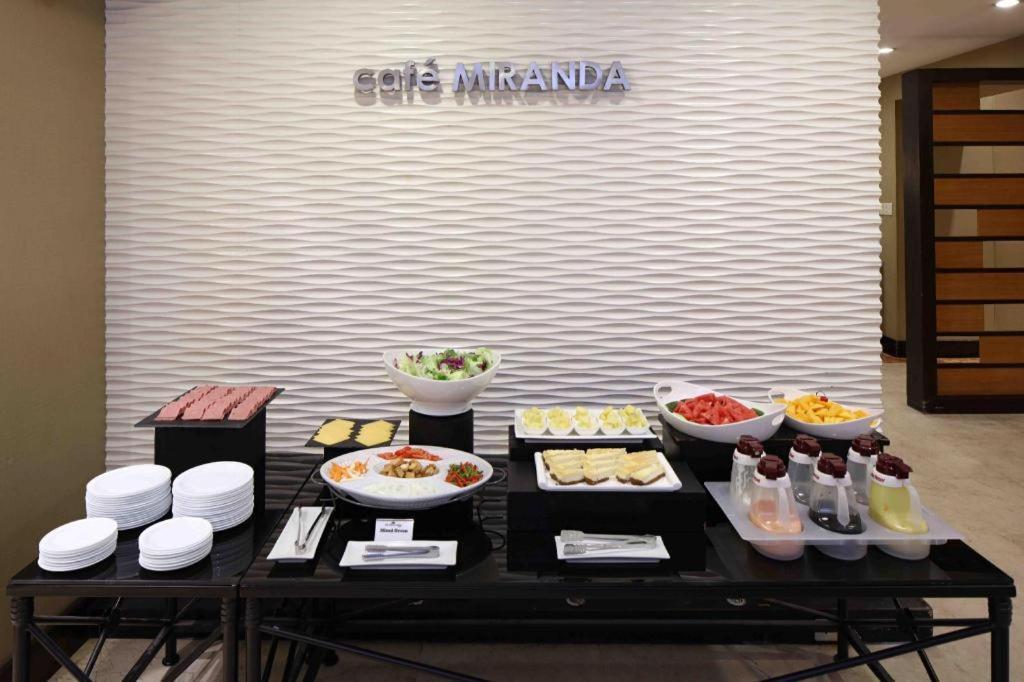 City Garden Suites Manila Ngoại thất bức ảnh
