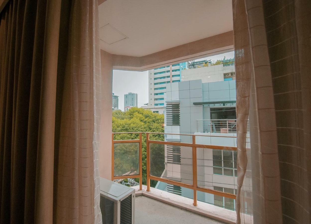 City Garden Suites Manila Ngoại thất bức ảnh